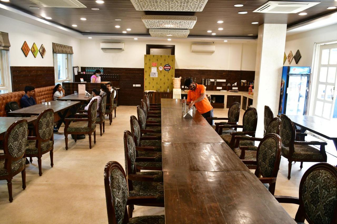 Hotel The Orion Jaipur Bagian luar foto